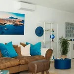 Frontline 25, Modern Coastal Design With Amazing Views Βίλα *