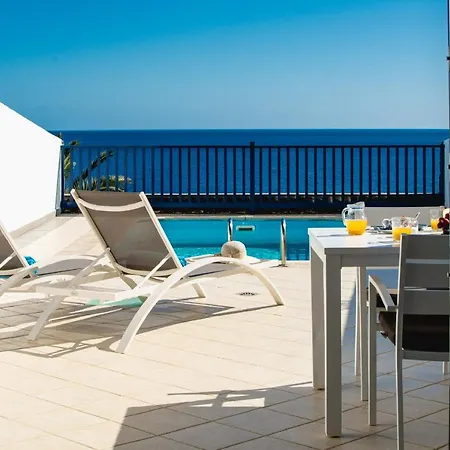 Frontline 25, Modern Coastal Design With Amazing Views بْوُرتو كاليرو