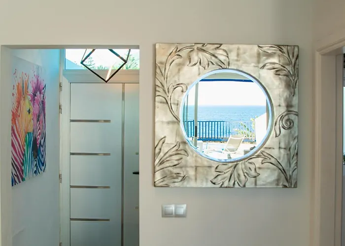 Frontline 25, Modern Coastal Design With Amazing Views פוארטו קאלרו