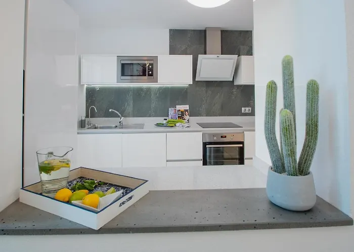 וילה Frontline 25, Modern Coastal Design With Amazing Views