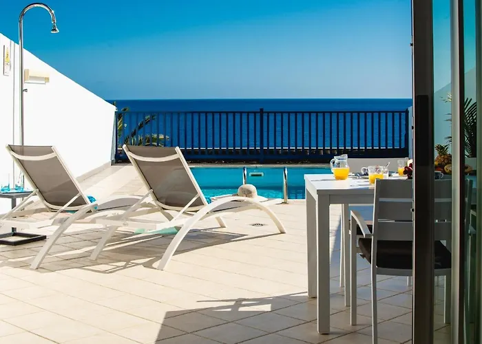 Frontline 25, Modern Coastal Design With Amazing Views بْوُرتو كاليرو