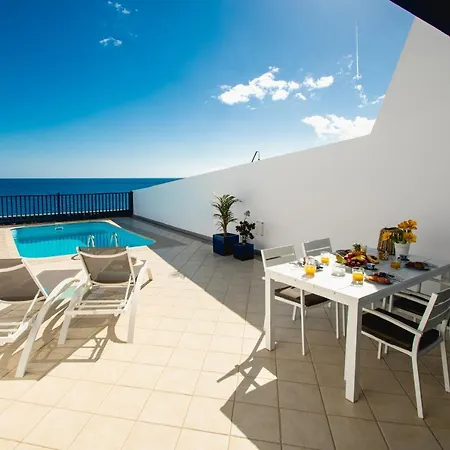 Frontline 25, Modern Coastal Design With Amazing Views * بْوُرتو كاليرو