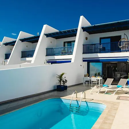 Вилла Frontline 25, Modern Coastal Design With Amazing Views